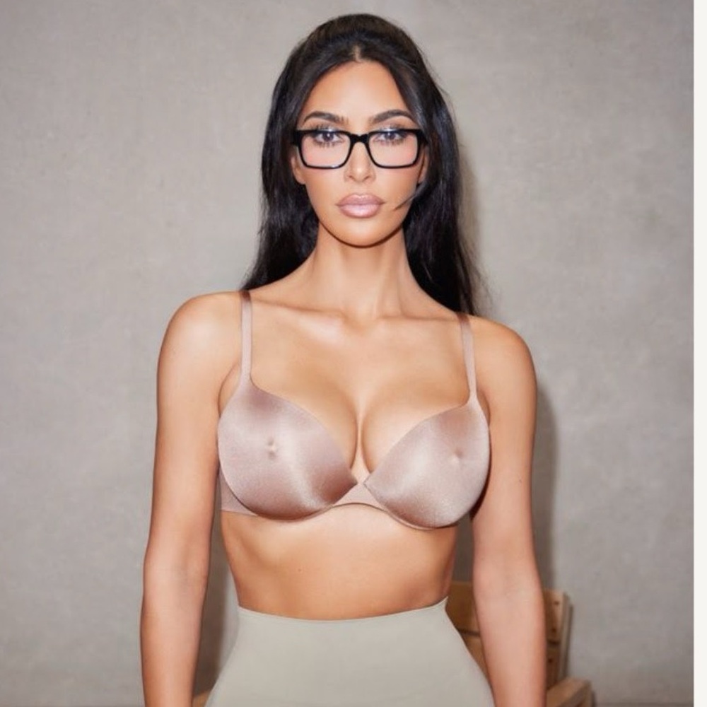 SKIMS ULTIMATE BRA NIPPLE PUSH-UP BRA